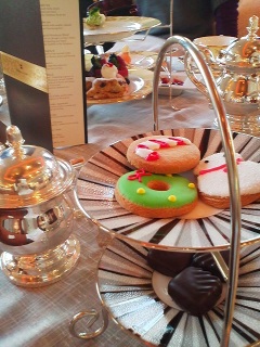 �N���X�}�X�A�t�^�k�[���e�B��