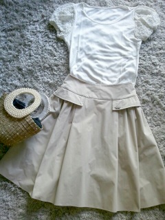 ���j���B